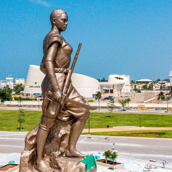 Benin Monument Amazone Cotonou Benin Monument Amazone Cotonou