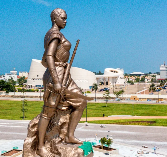 benin Monument Amazone cotonou